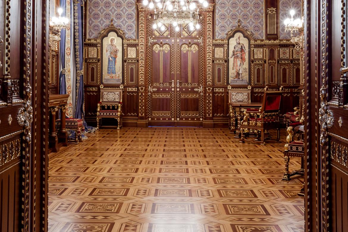 Az üres Szent István-terem